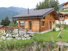Chalet in La Tzoumaz Near Ski Slopes