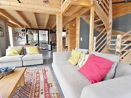 Chalet in La Tzoumaz Near Ski Slopes