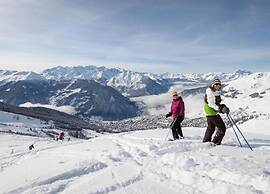 Chalet in La Tzoumaz Near Ski Slopes