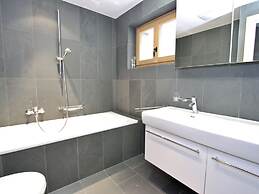 Chalet in La Tzoumaz Near Ski Slopes