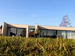 Modern Villa Stay in Dalhem
