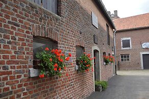 Farm Stay With Sauna, Teuven
