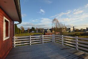 Charming Fens Family Home