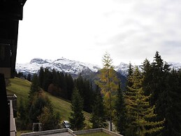 Chalet in Lenk Near Simmen Falls
