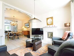 Child Friendly Holiday Home in Bouillon near River
