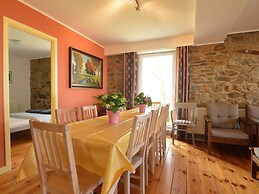 Group House With 3 Apartment for Family