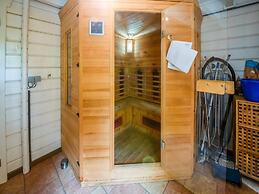 Chalet With Sauna Near Durbuy
