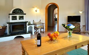 Stupna Holiday Home With Garden