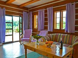 Stupna Holiday Home With Garden