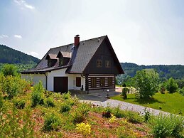 Stupna Holiday Home With Garden
