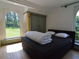 Luxurious Country House