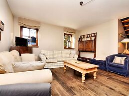 Cozy Holiday Home in Ennal