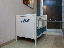 Villa Stay With Pool & Sauna