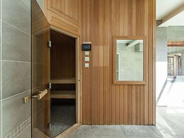Villa Stay With Pool & Sauna