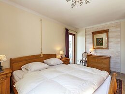 Villa Stay With Pool & Sauna