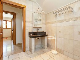 Villa Stay With Pool & Sauna