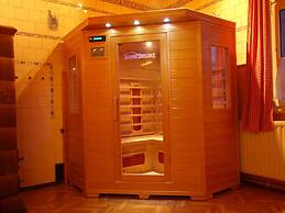 Heritage Villa With Home Cinema, Sauna