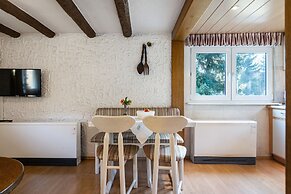Oberkirchen Hillside Retreat
