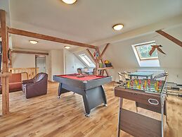 Spacious Mountain Retreat