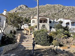 Mediterranean Escape With Garden