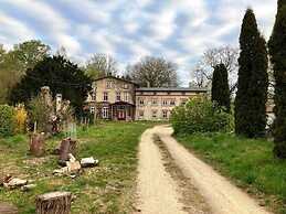 Alt Krassow Lakeside Retreat