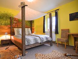 Spacious Villa near Forest in Buchet