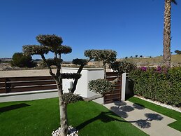 Sunny Villa With Fenced Garden