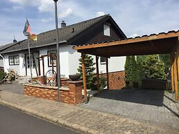 Malerisches Ferienhaus in Reil
