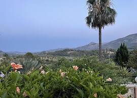 Tranquil Villa Stay, Murla