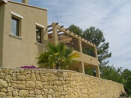 Tranquil Villa Stay, Murla