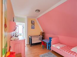 Spacious Holiday Home With Private Terrace