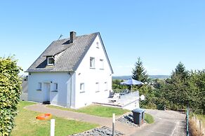 Peaceful Holiday Home in Rascheid near Forest