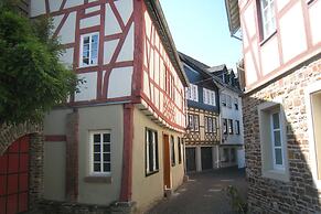 Peaceful Holiday Home in Rascheid near Forest