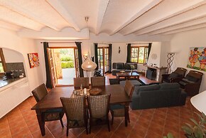 Villa in Calonge With Pool and Mountain Views
