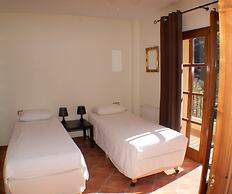 Villa in Calonge With Pool and Mountain Views