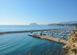 Moraira Retreat With Views