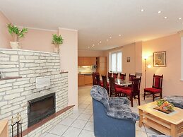 Ferienhaus mit Wellnessbereich in Elend