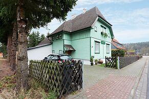 Ferienhaus mit Wellnessbereich in Elend