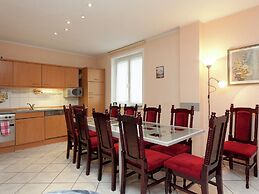 Ferienhaus mit Wellnessbereich in Elend