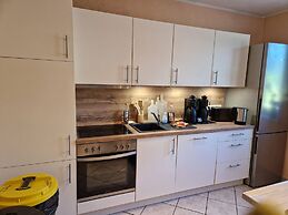 Ferienhaus mit Wellnessbereich in Elend