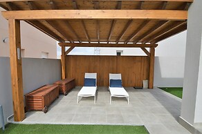 Rojales Stay With Garden