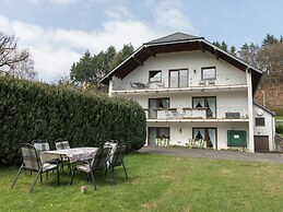 Erdgeschosswohnung in Ruhiger Lage