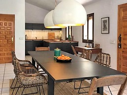 Villa a Sayalonga Vicino al Mare