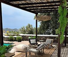 Villa a Sayalonga Vicino al Mare