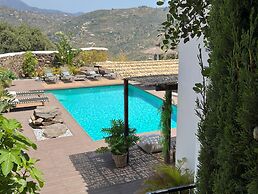 Villa a Sayalonga Vicino al Mare