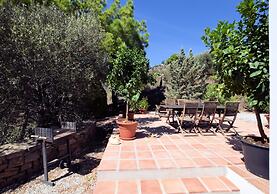Villa a Sayalonga Vicino al Mare