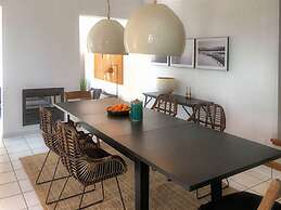 Villa a Sayalonga Vicino al Mare