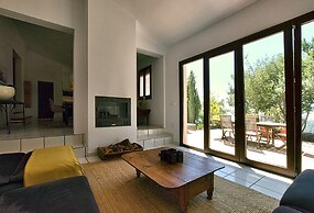 Villa a Sayalonga Vicino al Mare