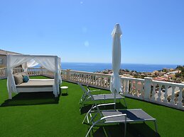 Poolside Stay With Ocean Views