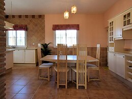 Spacious Villa with Hot Tub in Arenas